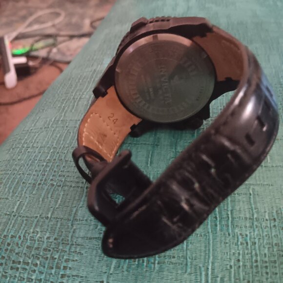 Invicta - Picture 3 of 5